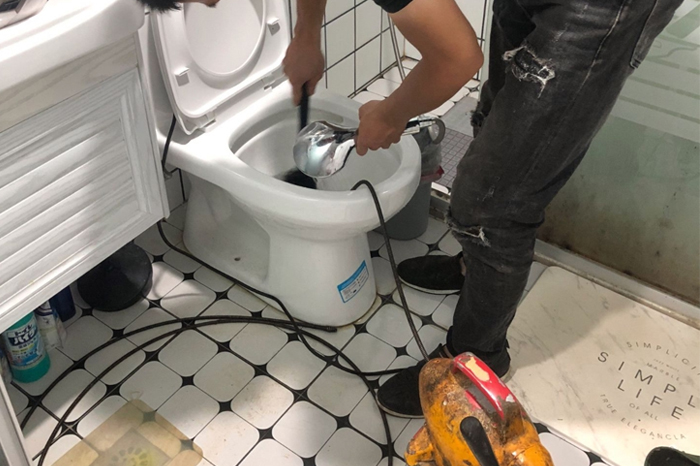 维西疏通下水道